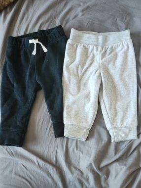 Carter's Pull-On Jogger Set - Black and Light Gray